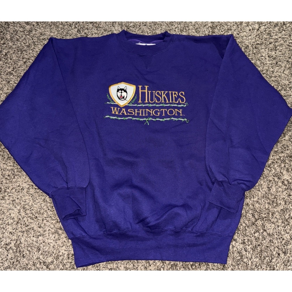 NEW Washington Huskies NCAA Vintage Midwest Embroidery Crewneck Sweater (Large)